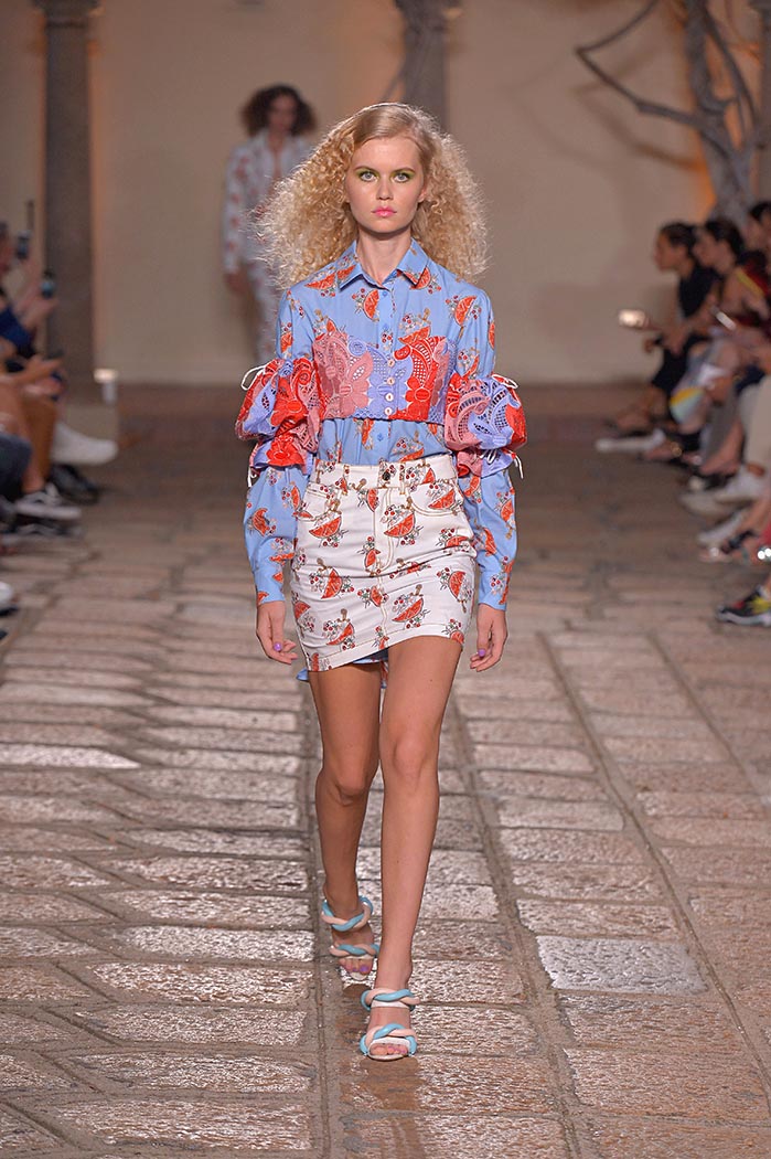 daizy shely spring 2019: milan fashion week