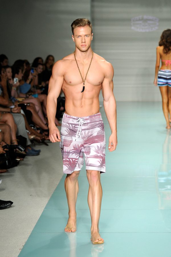 Miami Nice: Art Hearts Fashion at Swim Week for Good Cause | Fashion