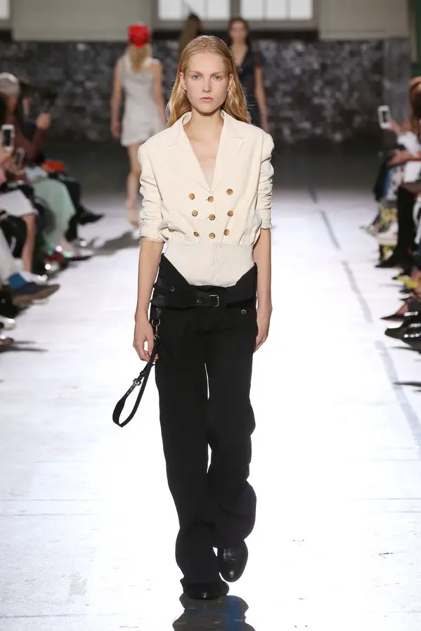 John Galliano Spring 2017 Ready-to-Wear Collection | Fashion Week Online®
