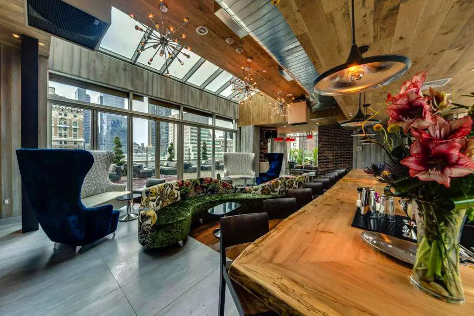 monarch-rooftop-lounge-new-york