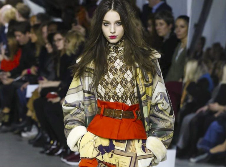 Main Squeeze: the Dubious Return of the Corset