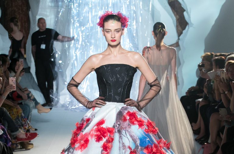 Laurence Xu | Paris Fashion Week Haute Couture 2017 / 18