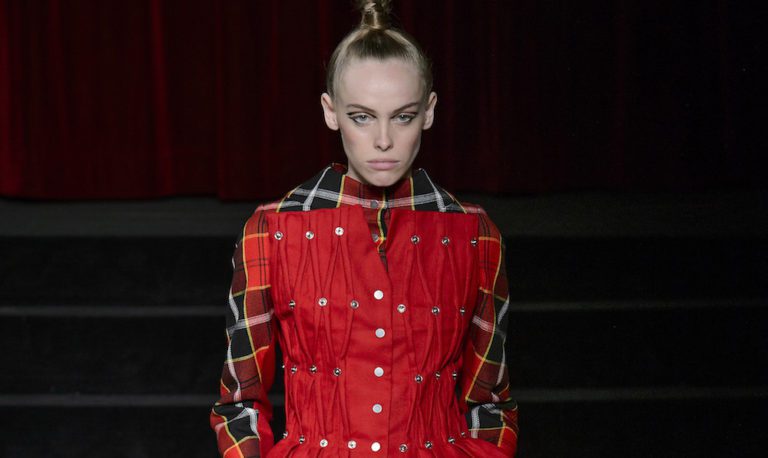 Antonio Ortega Runway  | Paris Fashion Week Haute Couture 2017 / 18