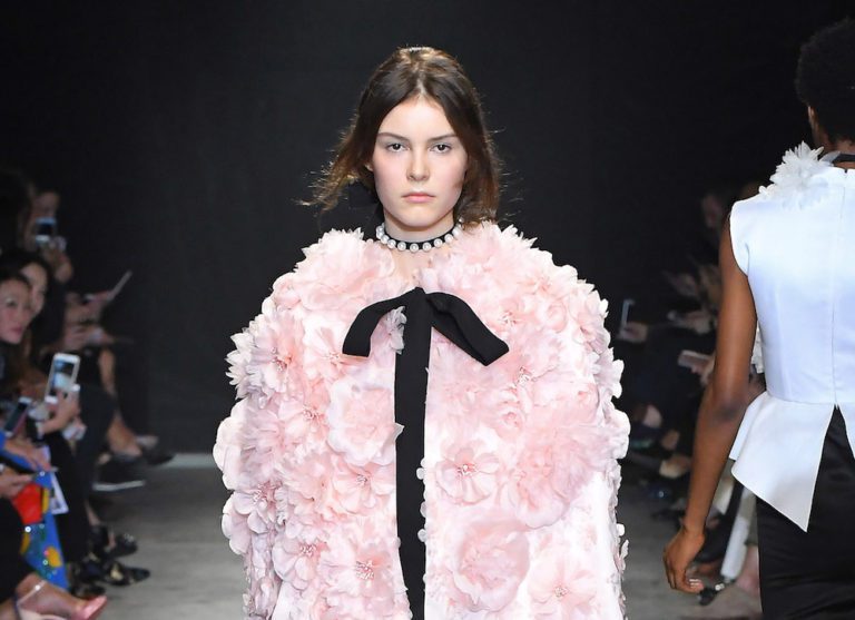 Andrew Gn Spring 2018: Paris Fashion Week