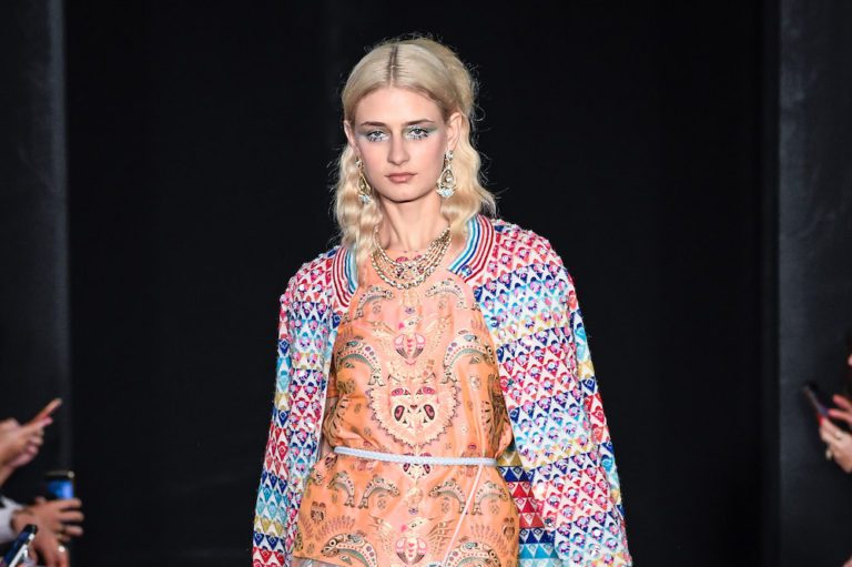 Manish Arora Spring 2018: Paris Fashion Week
