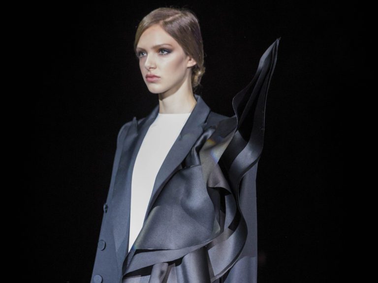 Stéphane Rolland Spring Summer 2018: Paris Fashion Week