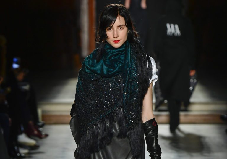 A.F. Vandevorst Spring Summer 2018: Paris Fashion Week