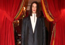 Dumitrascu Fall 2018: Paris Fashion Week