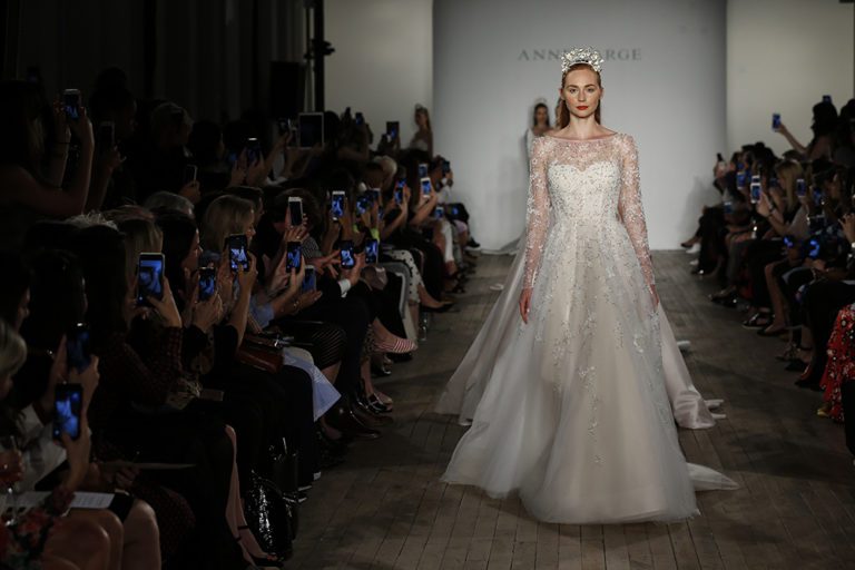 Anne Barge: Fall 2019 New York Fashion Bridal Week