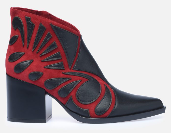 Kruipen kom Winkelcentrum Cult Italian Shoe Favorite Baldinini is Re-Releasing 100 Years of Shoes |  Fashion Week Online®