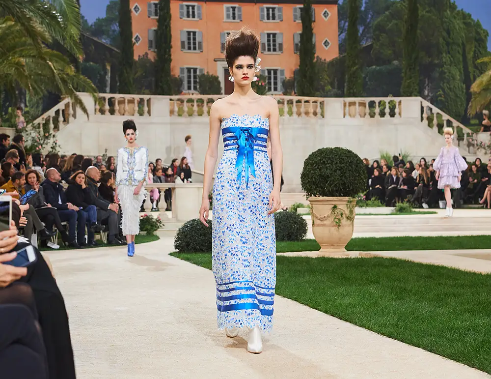 CHANEL Spring Summer 2019 Haute Couture | Fashion Week Online®
