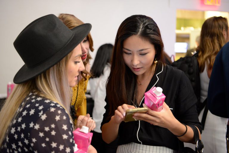 Fashion Mingle Makes Texworld a Must Attend Tradeshow with their Free Netowrking and Advisory Sessions