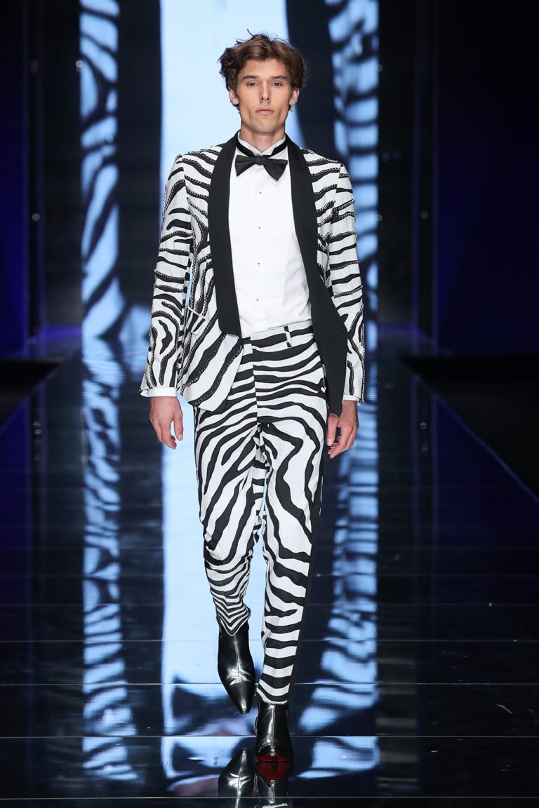 Sustainability Celebrated at Sì White Carpet by Sposaitalia Collezioni