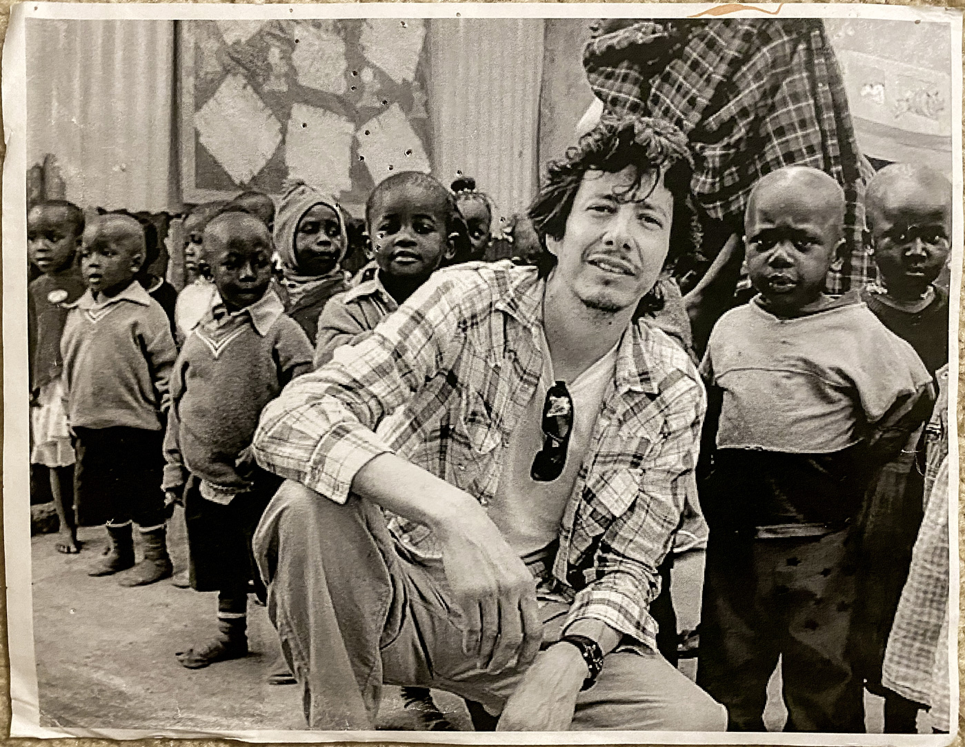 Pablo Starr in Kibera, Nairobi, Kenya