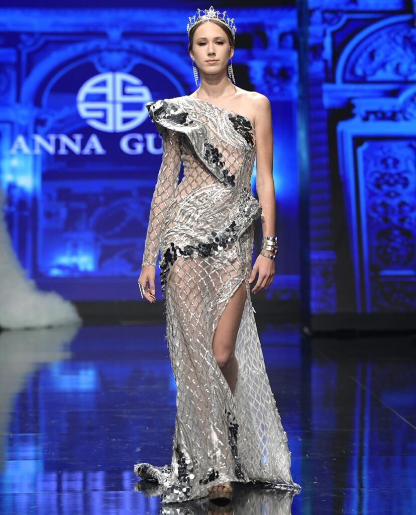 Art Hearts Fashion Lights Up Los Angeles Fashion Week