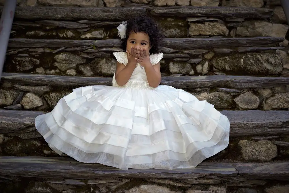 5 Points You Must Consider While Buying a Gown for the Little Girl