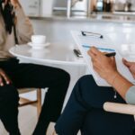 What You Should and Shouldn & Wear to a Job Interview (3)