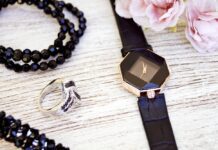 How to Accessorize the Right Way