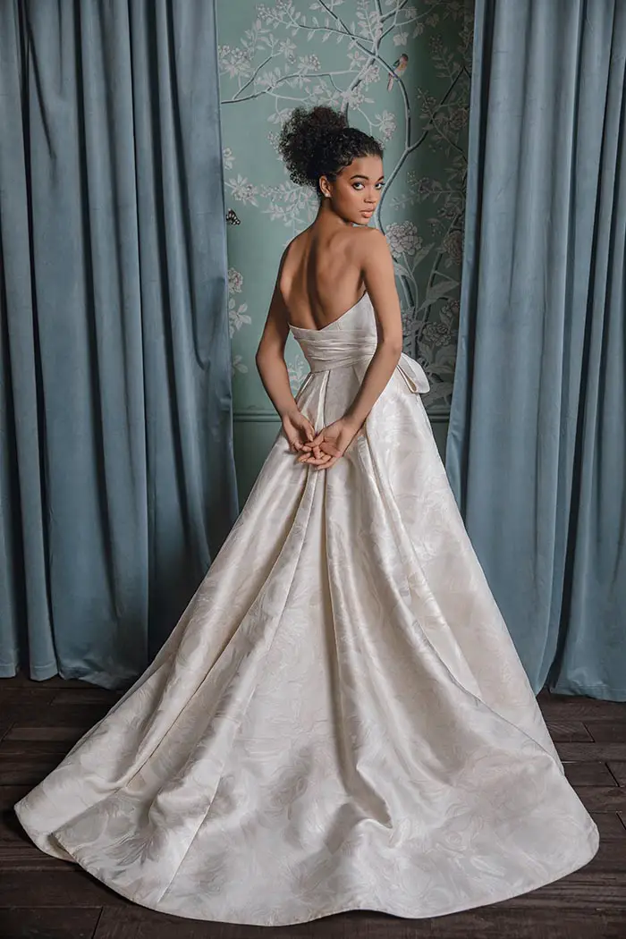 Wedding Dresses by Anne Barge - ENDLESS LOVE - WeddingWire.ca