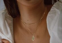 How To Accessorize A White Dress?