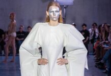 Natasha Zinko Queen of The Boxes Vol.3 Paris Fashion Week Spring Summer 2023 Show