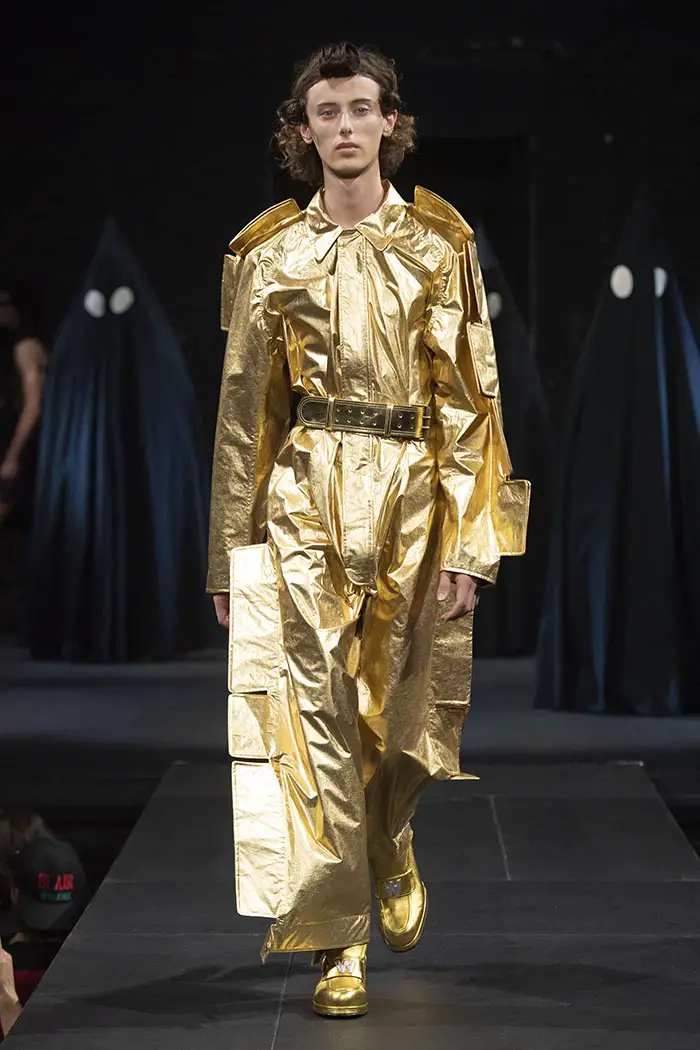 Walter Van Beirendonck Menswear Fashion Show Collection Spring Summer 2023,  Runway look #033 – Paris Fashion Week. – NOWFASHION