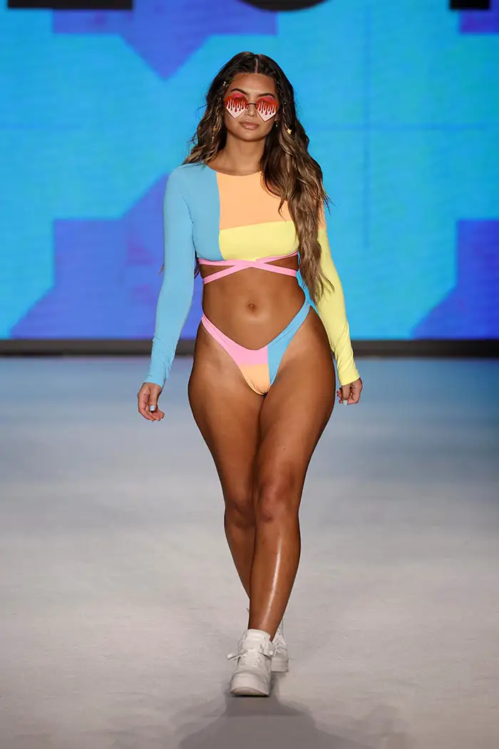 ONEONE Swimwear Brand Joined the Swim Week Roster with its Colorful and  Sporty Collection at Paraiso Miami Beach