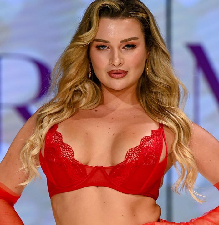 Influencers FWO Article – Blerta Vaseli for AdoreMe