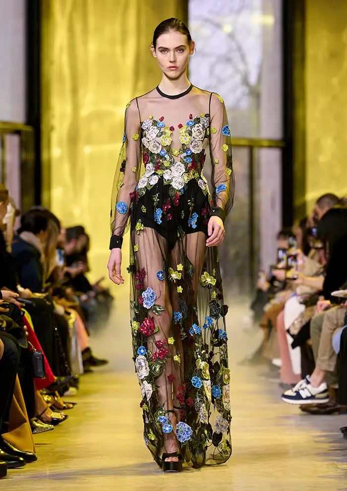 Elie Saab Ready-To-Wear Paris Fashion Week Fall Winter 2023/2024 ...