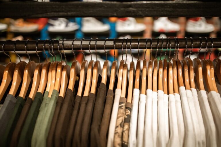 10 Best Linen Clothing Brands That Are Sustainable and You Should Know About