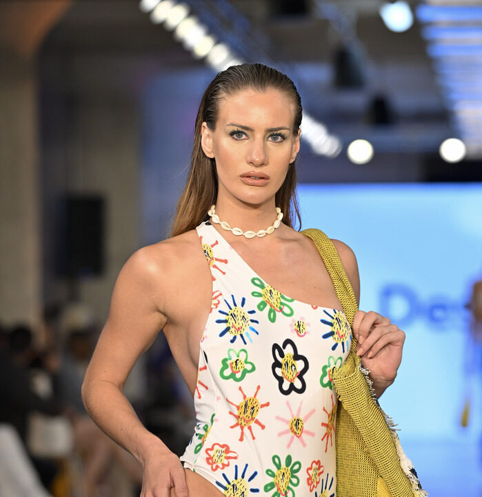 LA SWIM Week Powered by Art Hearts Fashion – DESIGUAL