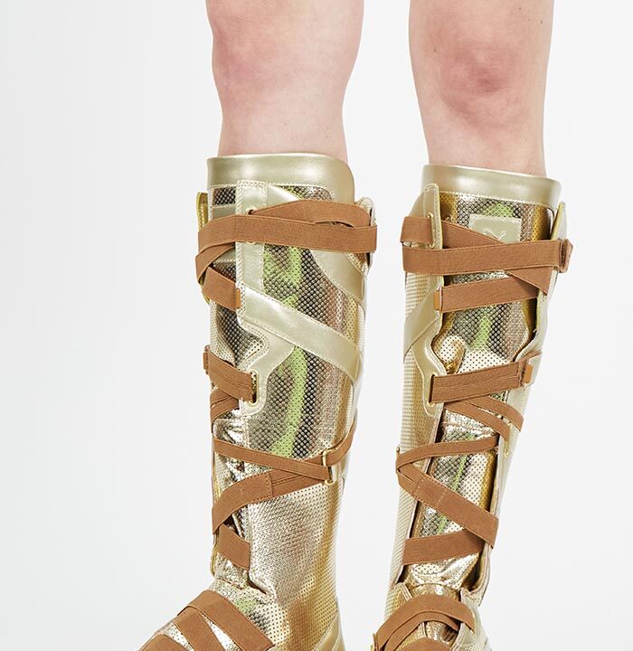 395062.01_04_Side copy