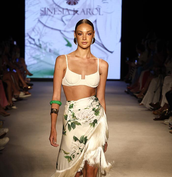 Sinesia Karol – Paraiso Miami Swim Week