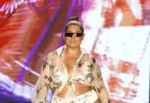 Sinesia Karol Resort 2025 Runway Show at Paraiso Miami Swim Week