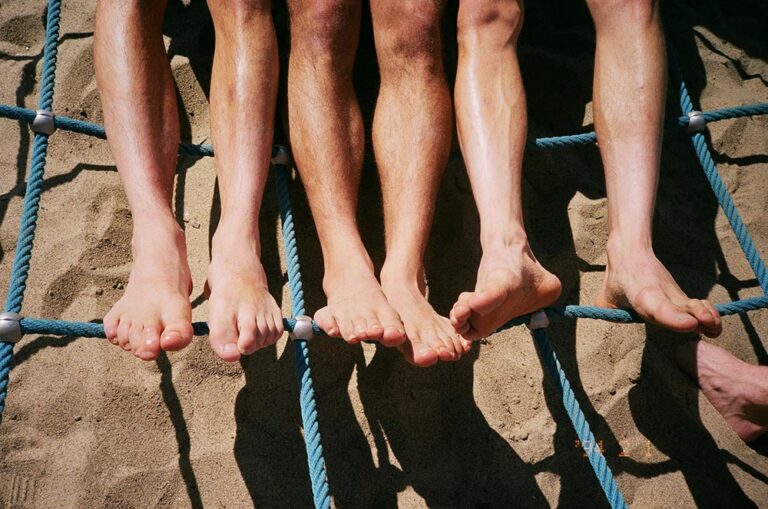 5 Essentials for Men to Get Your Feet Summer-Ready