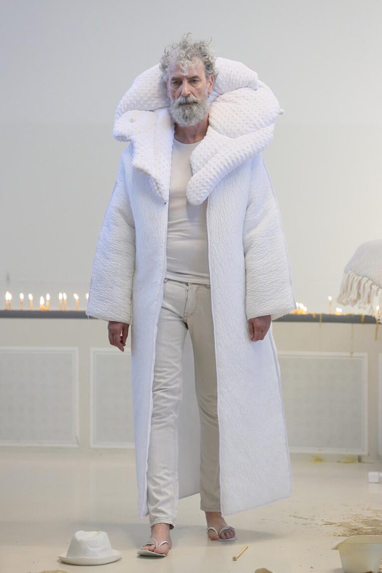 DZHUS SS25 Collection at Berlin Fashion Week: Anticon