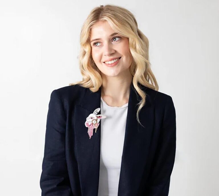 Brooches and Pins: The Timeless Accessory Making a Modern Comeback