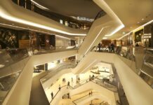 Luxury Retail Displays: Fashion Fixture Design – The Intersection of Fashion and Fixture Design
