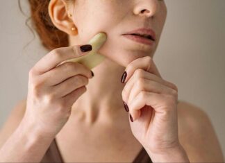 5 Benefits of Adding a Face Sculptor to Your Skincare Routine