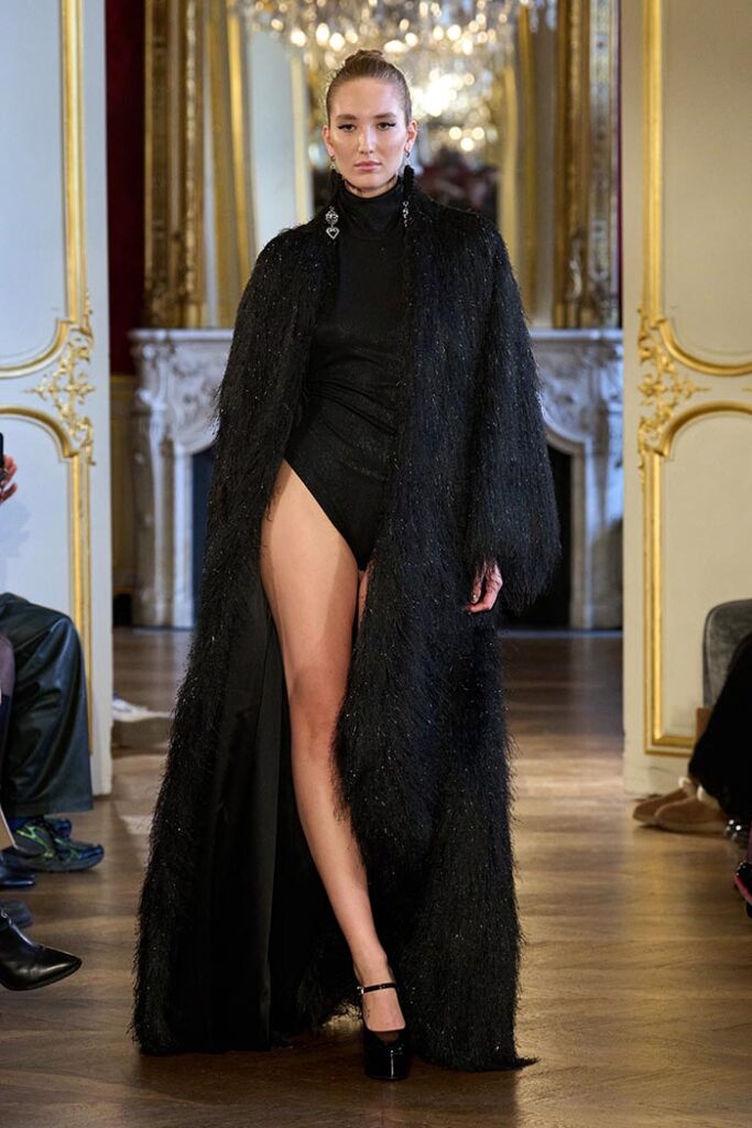 INCLOVER photo couture collection printemps e╠üte╠ü spring summer 2025 PFW 00023 copy