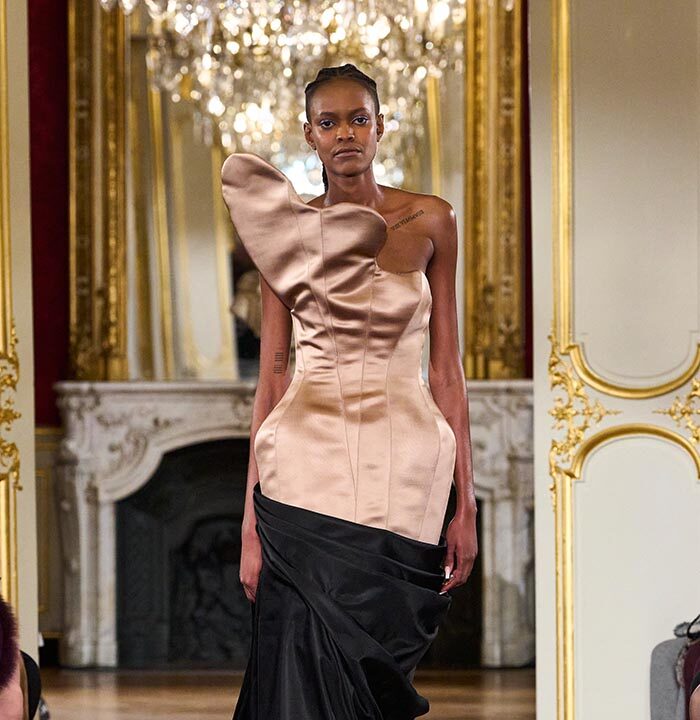 photo: Carlo Scarpato / Gorunway.com