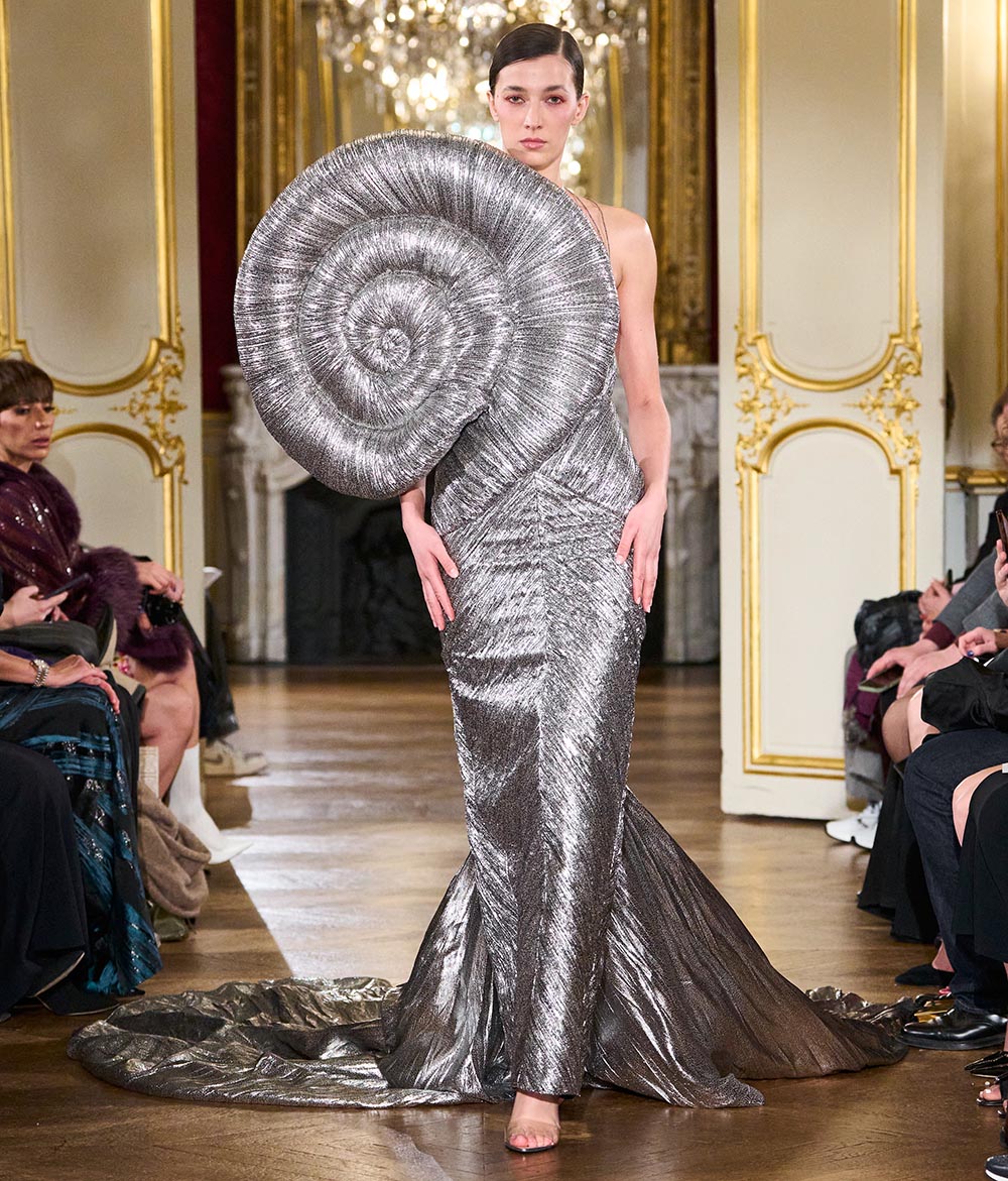 Lena Erziak Couture Collection Spring Summer 2025 Paris Fashion