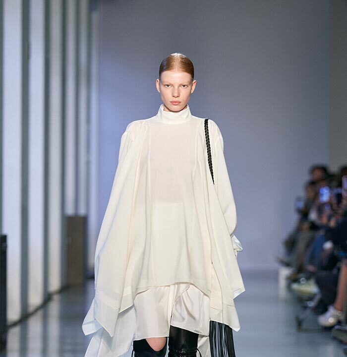 EENK_fw25_runway_press_look08 copy