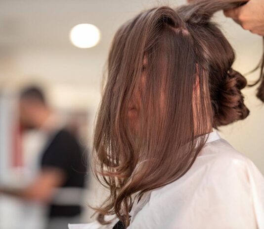 How New York’s Fast-Paced Lifestyle Affects Hair Health