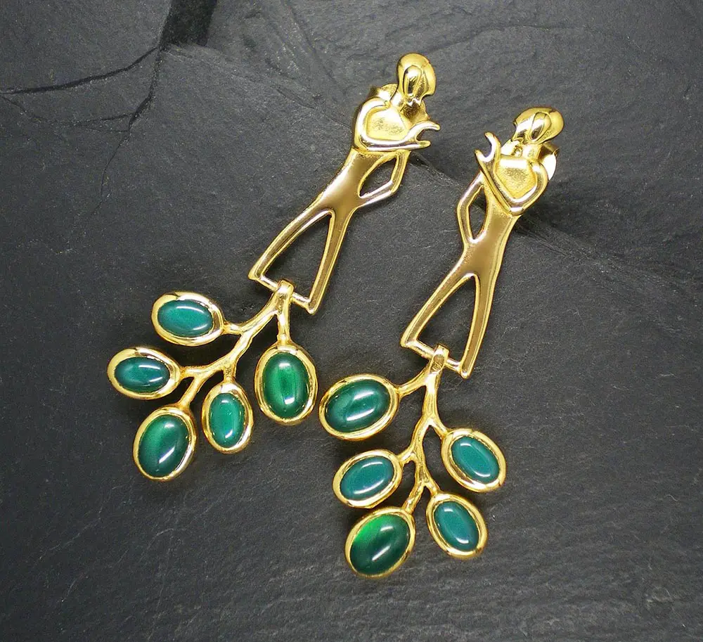 Why YFN's Clover Earrings Make the Perfect Gift