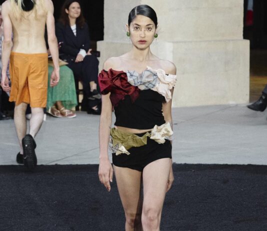 Collectivo SS26 ‘Decarbonation’ Paris Fashion