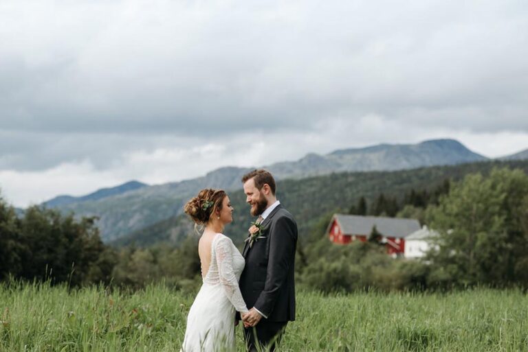 Say ‘I Do’ to Sustainability: A Bride’s Guide to Planning a Beautiful, Eco-Friendly Wedding!