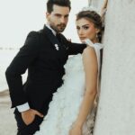 How to Nail the All-White Wedding Look for You and Your Entourage