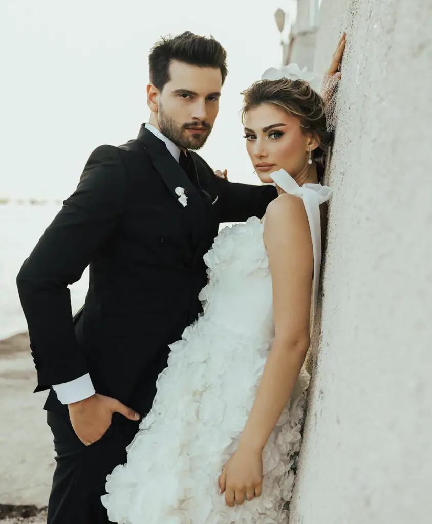 How to Nail the All-White Wedding Look for You and Your Entourage