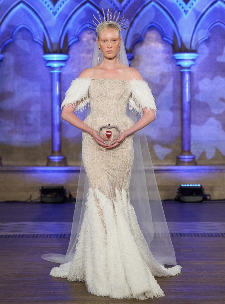 Inclover Ice Queen Fall Winter Couture Collection 2025 2026 Paris Fashion Week